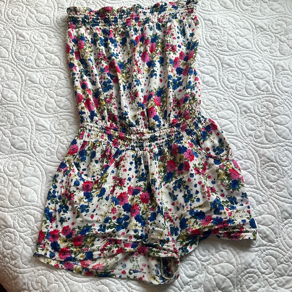 Floral Pink and Blue Romper with Pockets Size L